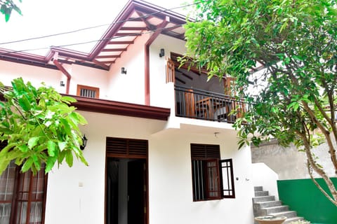 Property building, Balcony/Terrace, Garden view
