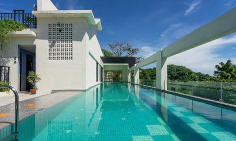 Property building, Pool view, Swimming pool, Swimming pool