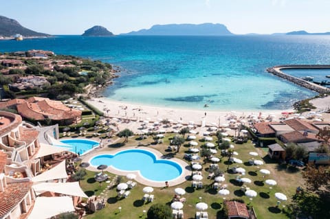 Bird's eye view, Garden view, Pool view