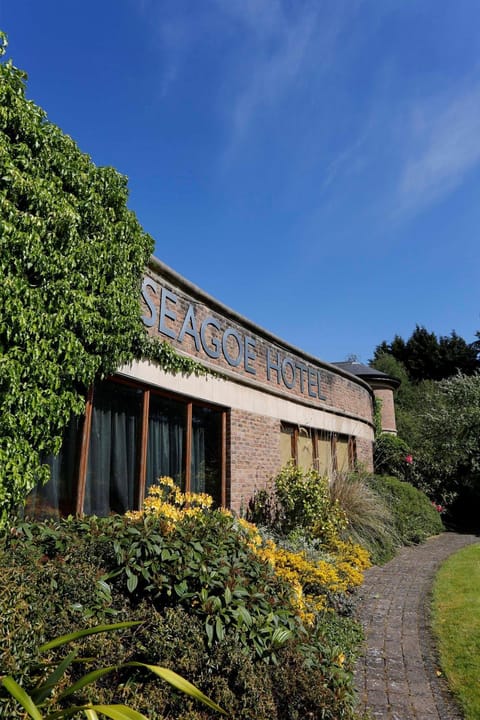 Property building, Facade/entrance, Day, Garden view
