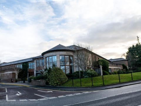Property building, Street view
