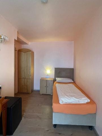 Hotel Am Roonplatz Hotel in Bonn