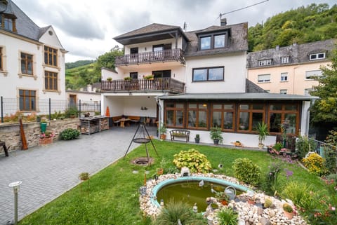 Patio, Garden view