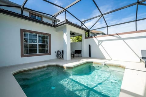 Patio, Day, Pool view, Swimming pool, sunbed