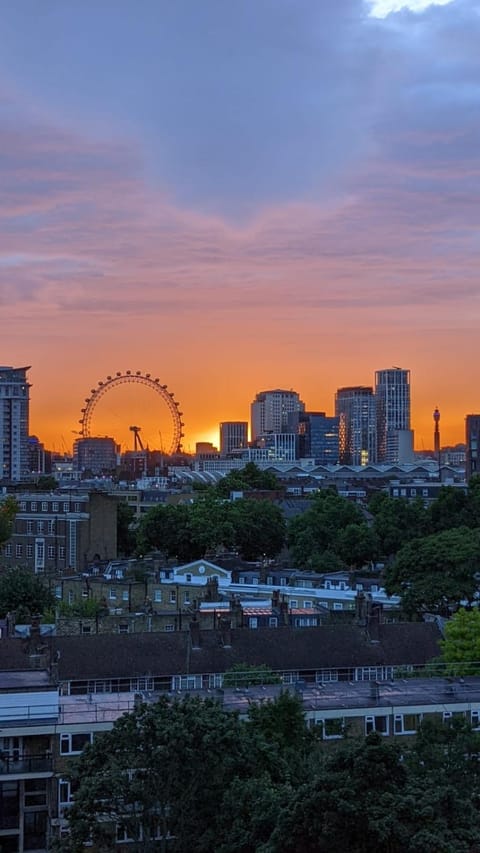 City view, Sunrise