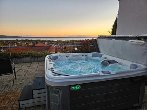 Hot Tub, Spa and wellness centre/facilities