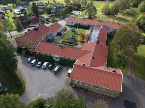 Neighbourhood, Bird's eye view