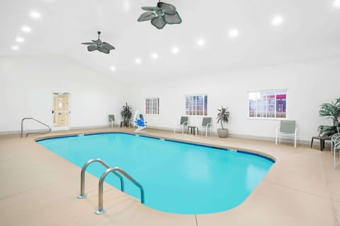 On site, Pool view, Swimming pool