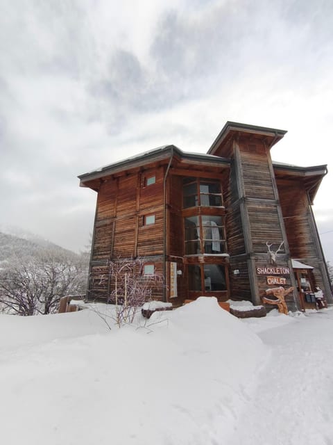 Property building, Natural landscape, Winter