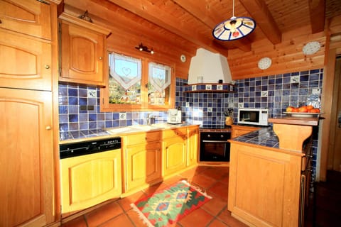 L'ARBA-CLAR Chalet in Montriond