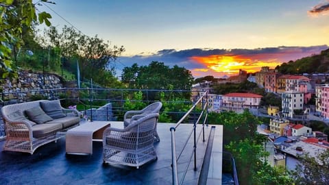 Balcony/Terrace, City view, Garden view, Mountain view