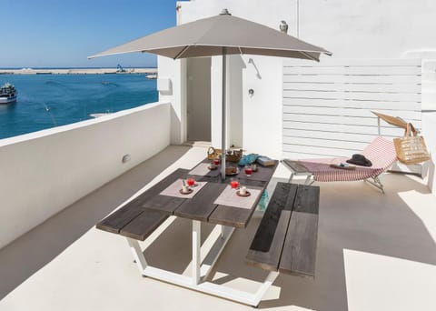 Balcony/Terrace, City view, Landmark view, Sea view