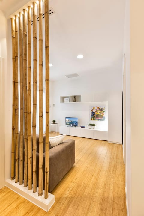 TV and multimedia, Living room, Area and facilities