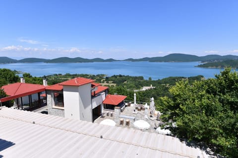 Property building, Lake view