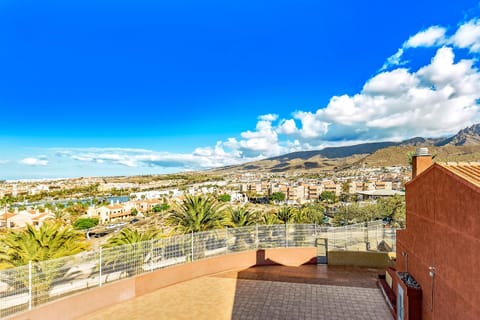 City view, Mountain view, Sea view