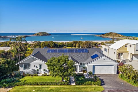 Bird's eye view, Garden, Beach, Landmark view, Sea view