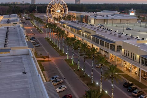 Tropical Winds 402 House in West Beach