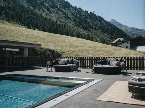 Property building, Swimming pool