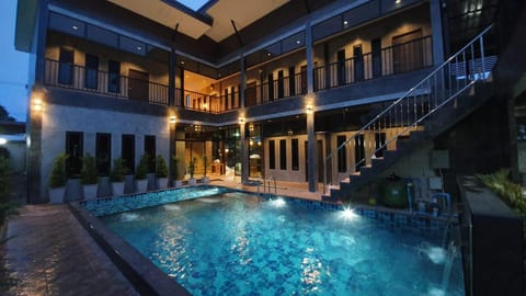 Pool view, Swimming pool, Swimming pool