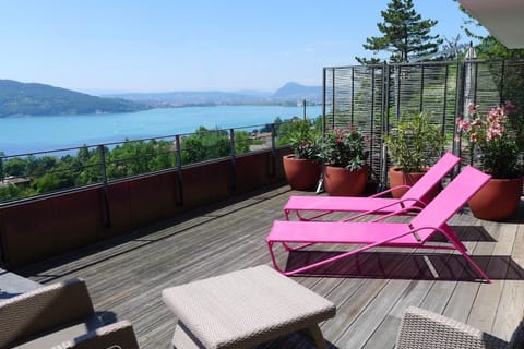 Patio, Balcony/Terrace, Lake view