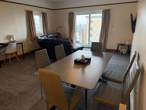 Living room, Seating area, Dining area