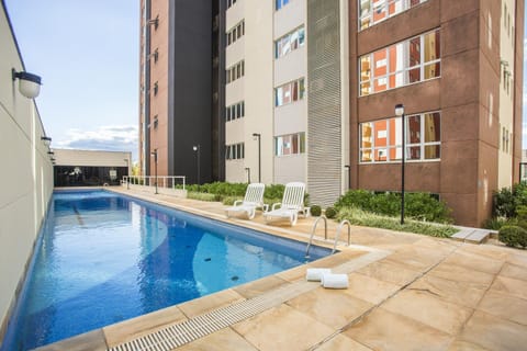 Swimming pool, Swimming pool
