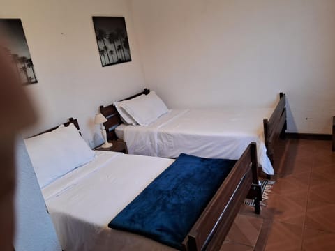 Suites Caipira Vale das Videiras Bed and Breakfast in State of Rio de Janeiro