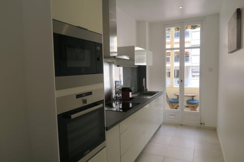 Carré d’Or Appt 4 Pièces moderne et spacieux Apartment in Nice