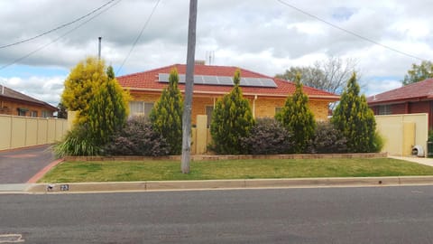 Facade/entrance, Garden