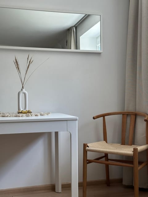 Decorative detail, Dining area