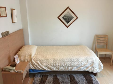 Hotel Orestion - Bike and motorcycle friendly hotel Hotel in North Macedonia