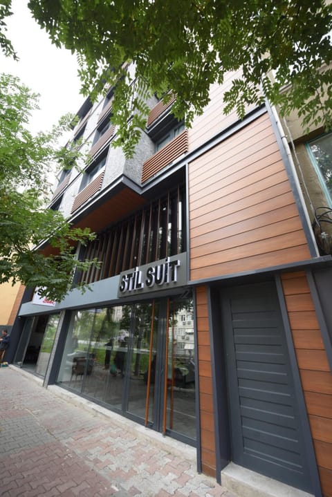 Property building, Facade/entrance