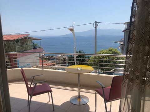 View (from property/room), Balcony/Terrace