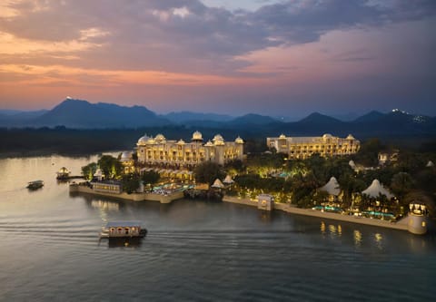 Property building, Natural landscape, Lake view, Mountain view, Sunset