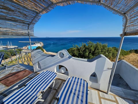 Day, Natural landscape, View (from property/room), Balcony/Terrace, Sea view, sunbed
