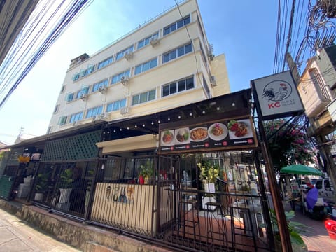 Property building, Location