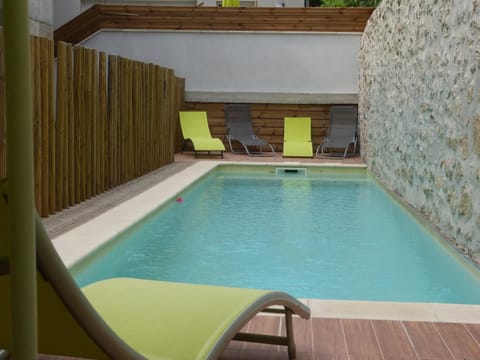 le chemin des pouzes Apartment in Vallon-Pont-d'Arc