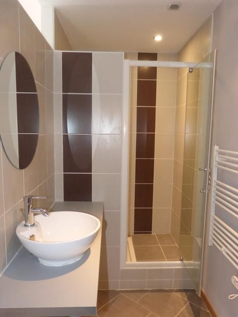 le chemin des pouzes Apartment in Vallon-Pont-d'Arc