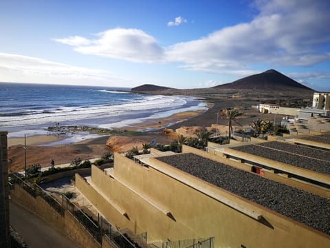 Beach, Mountain view