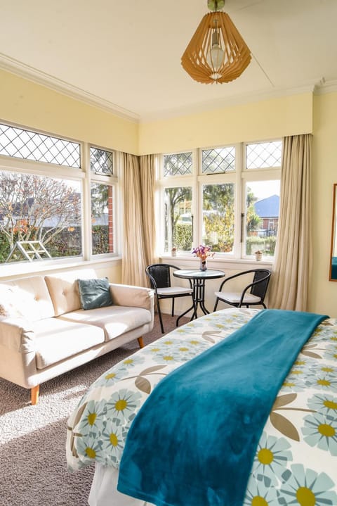 Bedroom, Garden view
