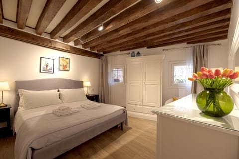 Bed, Photo of the whole room, Bedroom, towels, wardrobe