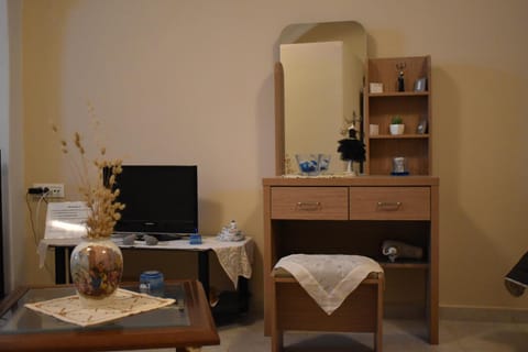 Mantilaria Apartment in Thera