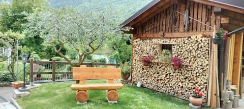 Casa Vacanze - Green Garden Apartment in Ledro