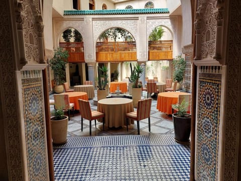 Patio, Restaurant/places to eat, Breakfast