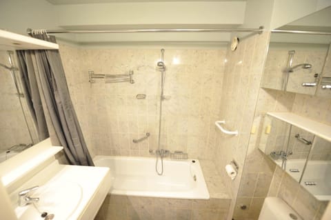 Toffe studio op 300m van de zeedijk van Oostende Apartment in Ostend