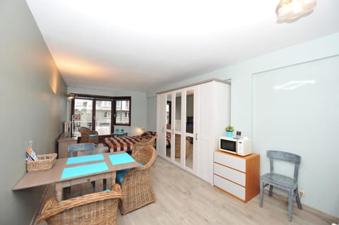 Toffe studio op 300m van de zeedijk van Oostende Apartment in Ostend