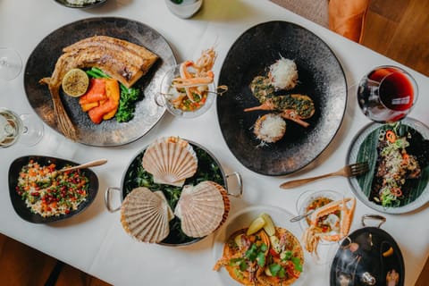 Restaurant/places to eat