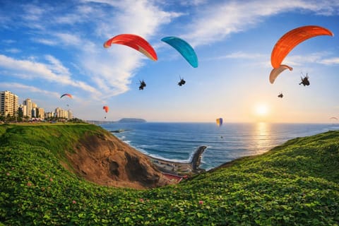 Nearby landmark, Day, People, Natural landscape, Activities, Beach, Sea view, Sunrise, Sunset, group of guests