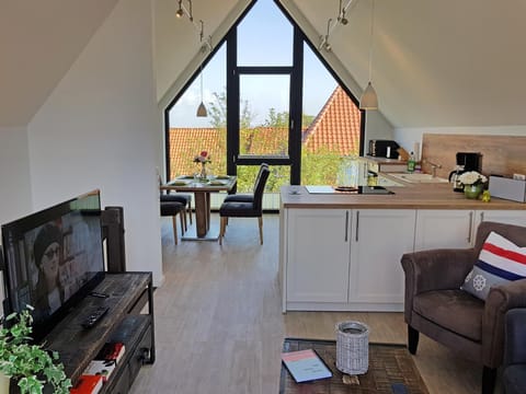 Living room, Photo of the whole room