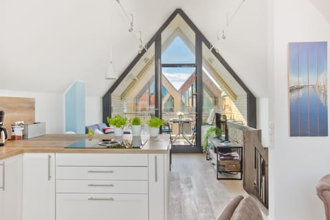 Kitchen or kitchenette, Living room